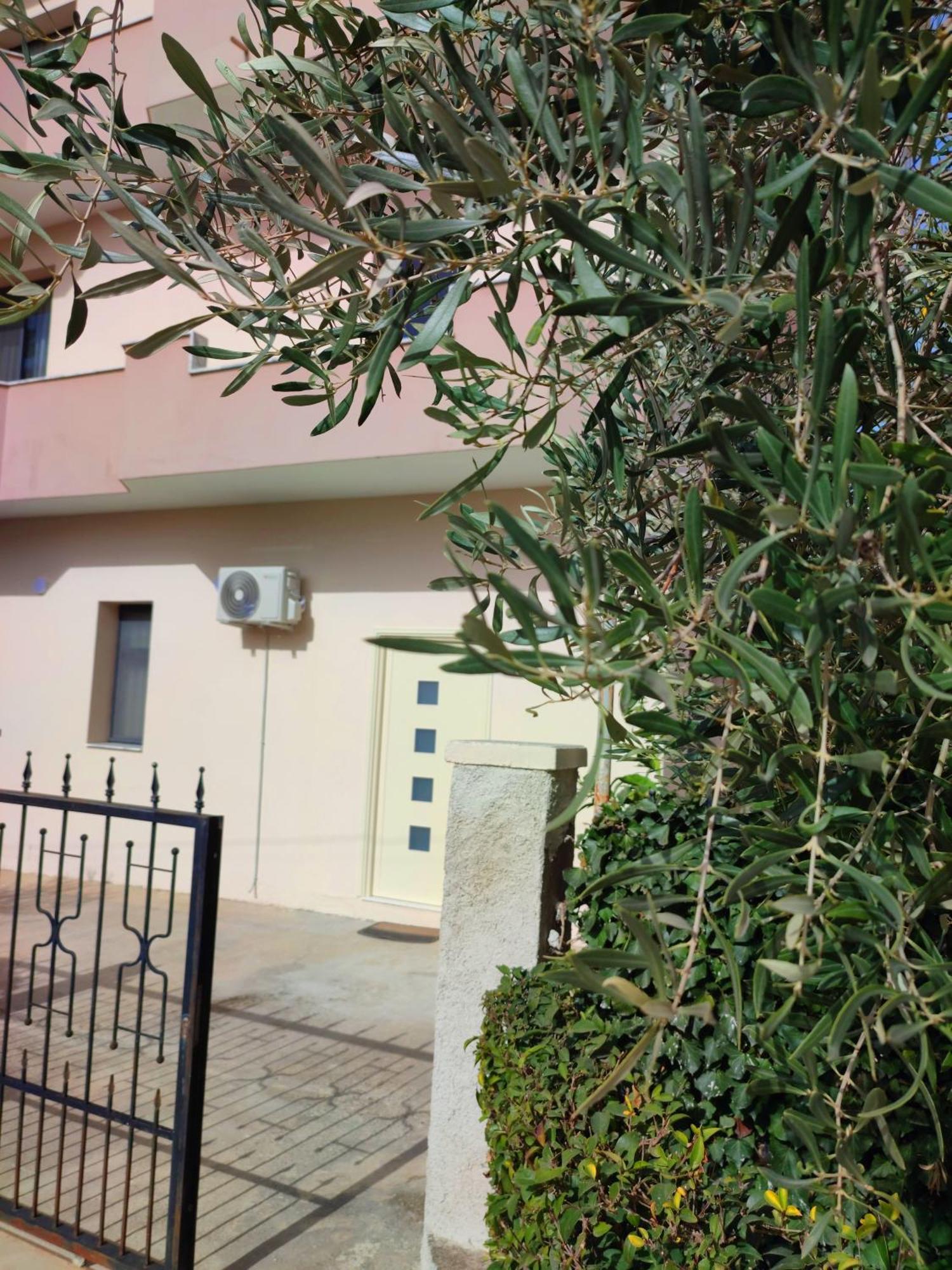 Bp Beach Apartments Golem  Exterior foto